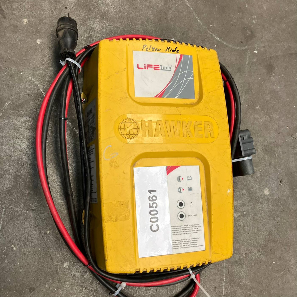 Hawker 24V/80A - Peça de reposição de Equipamento de movimentação: foto 3 Hawker 24V/80A - Peça de reposição de Equipamento de movimentação: foto 3