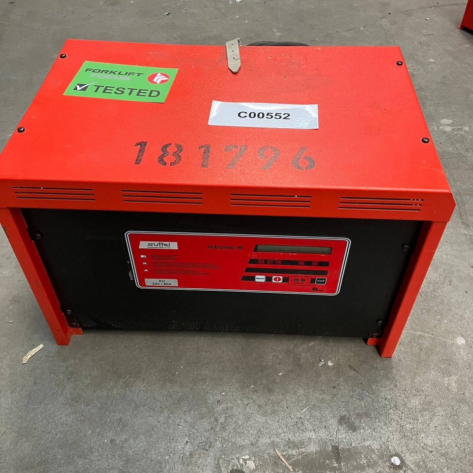 Hawker 24V/80A - Peça de reposição de Equipamento de movimentação: foto 1 Hawker 24V/80A - Peça de reposição de Equipamento de movimentação: foto 1