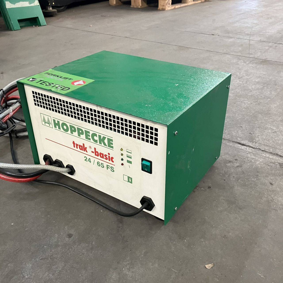 Hoppecke E230 G24/65 B-F15FS Trak power Optimal Charge (2) - Peça de reposição de Equipamento de movimentação: foto 1 Hoppecke E230 G24/65 B-F15FS Trak power Optimal Charge (2) - Peça de reposição de Equipamento de movimentação: foto 1
