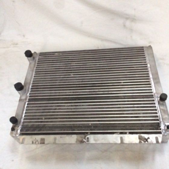 Radiator for Linde H25-35, Series 393 - Radiador de Empilhadeira: foto 1 Radiator for Linde H25-35, Series 393 - Radiador de Empilhadeira: foto 1
