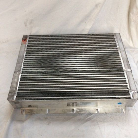 Radiator for Linde H25-35, Series 393 - Radiador de Empilhadeira: foto 2 Radiator for Linde H25-35, Series 393 - Radiador de Empilhadeira: foto 2