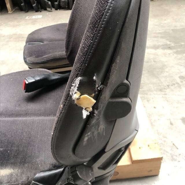 Seat for Linde /1120-01/ - Banco de Equipamento de movimentação: foto 5 Seat for Linde /1120-01/ - Banco de Equipamento de movimentação: foto 5
