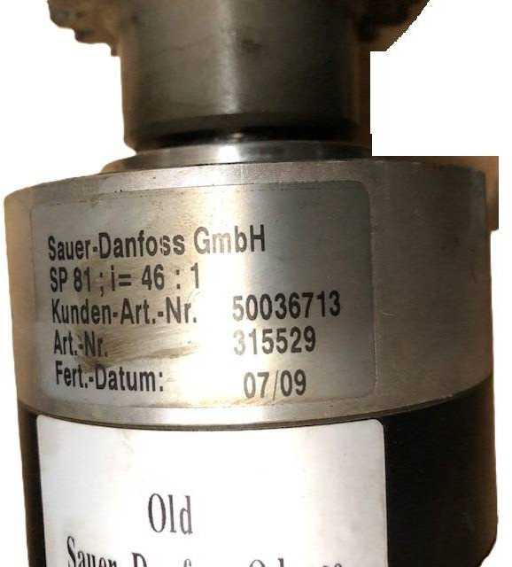 Steering motor - Direcção de Equipamento de movimentação: foto 3 Steering motor - Direcção de Equipamento de movimentação: foto 3