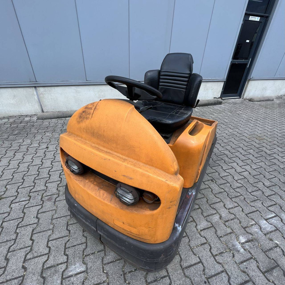 Still R06 (126) - Trator elétrics: foto 2 Still R06 (126) - Trator elétrics: foto 2