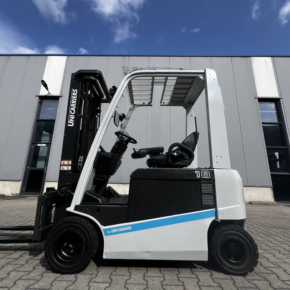 Unicarriers EF18 (JAG1N1L18Q) - Empilhadeira elétrica: foto 2 Unicarriers EF18 (JAG1N1L18Q) - Empilhadeira elétrica: foto 2