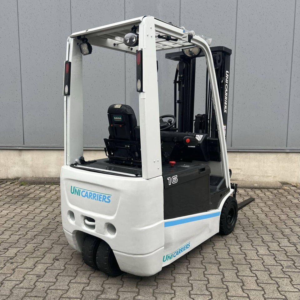 Unicarriers ET16 (AG1N12L16Q) - Empilhadeira elétrica: foto 2 Unicarriers ET16 (AG1N12L16Q) - Empilhadeira elétrica: foto 2