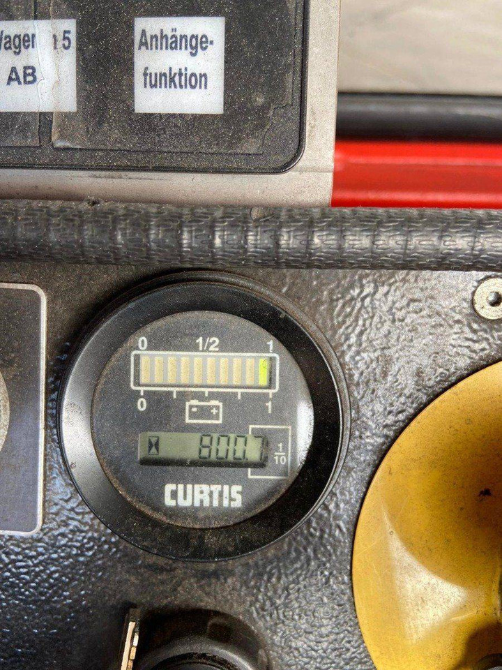 Volk EFZ12K - Trator elétrics: foto 2 Volk EFZ12K - Trator elétrics: foto 2