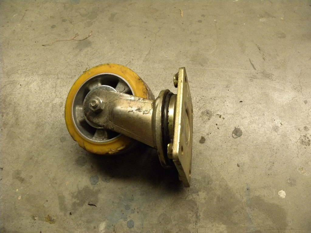 Wheel , Supporting for Jungheinrich - Direcção de Equipamento de movimentação: foto 2 Wheel , Supporting for Jungheinrich - Direcção de Equipamento de movimentação: foto 2