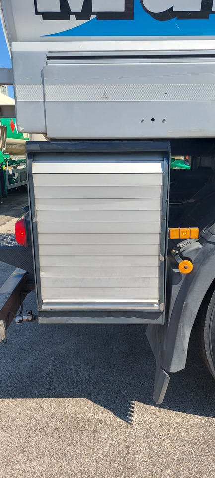 MERCEDES Antos - Caminhão tanque: foto 4 MERCEDES Antos - Caminhão tanque: foto 4