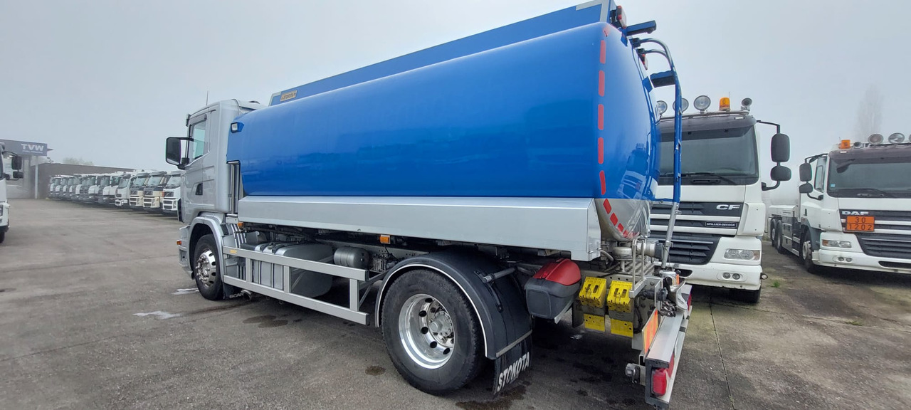 Caminhão tanque SCANIA G400: foto 9 Caminhão tanque SCANIA G400: foto 9