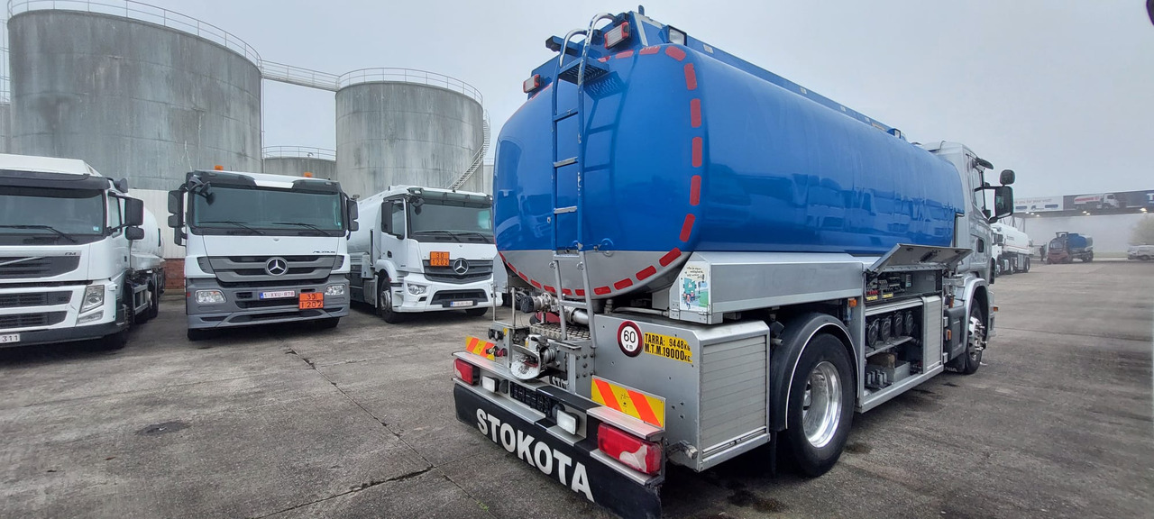 Caminhão tanque SCANIA G400: foto 7 Caminhão tanque SCANIA G400: foto 7