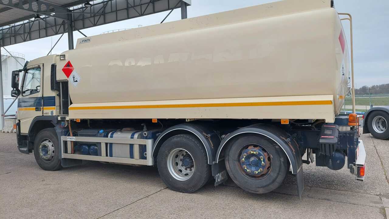Caminhão tanque VOLVO FM: foto 10 Caminhão tanque VOLVO FM: foto 10