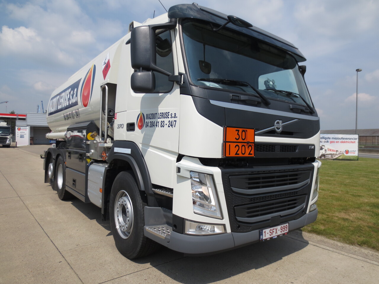 VOLVO FM - Caminhão tanque: foto 4 VOLVO FM - Caminhão tanque: foto 4