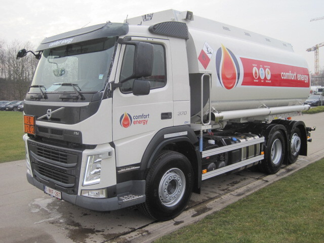 Volvo FM - Caminhão tanque: foto 1 Volvo FM - Caminhão tanque: foto 1