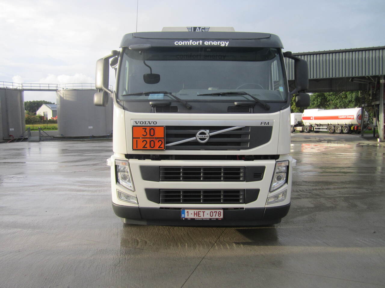 Volvo FM - Caminhão tanque: foto 2 Volvo FM - Caminhão tanque: foto 2