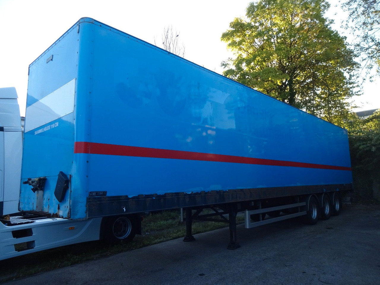 Kel-Berg 3 x Koffer, Doppelstock mit Balken - Semireboque furgão: foto 3 Kel-Berg 3 x Koffer, Doppelstock mit Balken - Semireboque furgão: foto 3