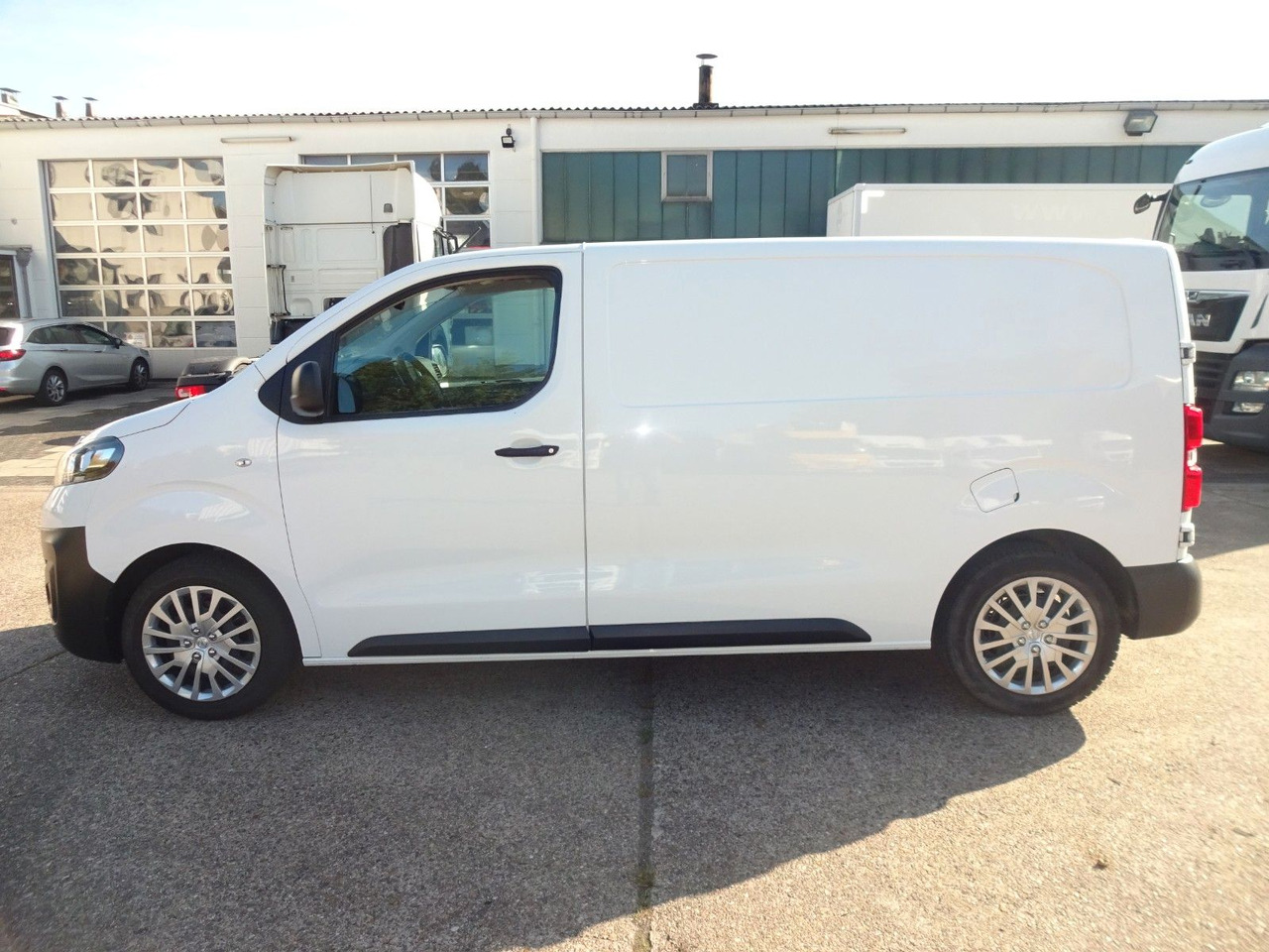 Opel Vivaro Kasten L1H1, Klima, PDC, - Furgão compacto: foto 4 Opel Vivaro Kasten L1H1, Klima, PDC, - Furgão compacto: foto 4