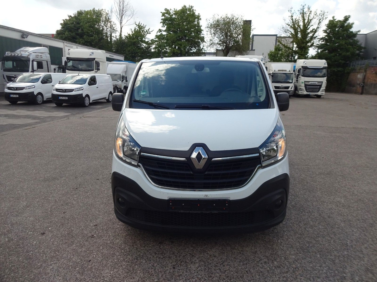 Renault Trafic Kasten L1H1 3,0t,Kamera,PDC,Klima,Tempoma - Furgão compacto: foto 2 Renault Trafic Kasten L1H1 3,0t,Kamera,PDC,Klima,Tempoma - Furgão compacto: foto 2