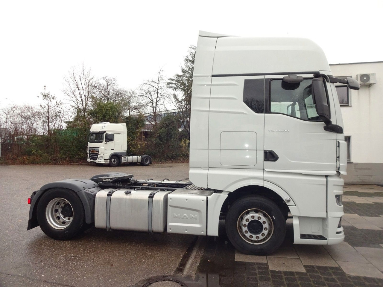 MAN 3 x TGX 18.470, XXL, Intarder, ACC, 2 x Tank - Tractor: foto 4 MAN 3 x TGX 18.470, XXL, Intarder, ACC, 2 x Tank - Tractor: foto 4