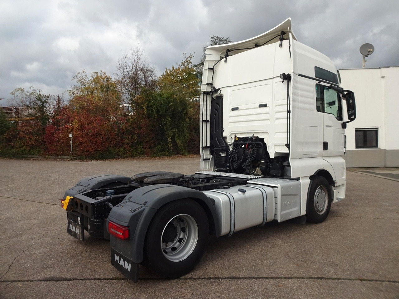 MAN TGX 18.470, XXL, Retarder, ACC, 2 x Tank - Tractor: foto 5 MAN TGX 18.470, XXL, Retarder, ACC, 2 x Tank - Tractor: foto 5