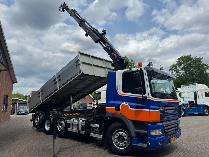 DAF CF 85.360 8X2 3 Zijdige kipper HIAB 16 t/m kraan AHK Top condition - Caminhão basculante, Caminhão grua: foto 2 DAF CF 85.360 8X2 3 Zijdige kipper HIAB 16 t/m kraan AHK Top condition - Caminhão basculante, Caminhão grua: foto 2