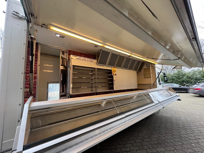 Food truck DAF LF 180 4X2 Verkoopopbouw/Verkaufsaufbau +Koeling Hydraulisch uitklapbaar: foto 8 Food truck DAF LF 180 4X2 Verkoopopbouw/Verkaufsaufbau +Koeling Hydraulisch uitklapbaar: foto 8