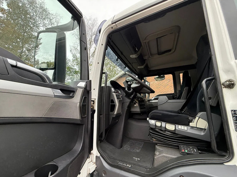 Caminhão furgão MAN TGS 26.320 Koffer Stuuras AHK 2.500KG LBW 319.460KM! NL Truck: foto 16 Caminhão furgão MAN TGS 26.320 Koffer Stuuras AHK 2.500KG LBW 319.460KM! NL Truck: foto 16