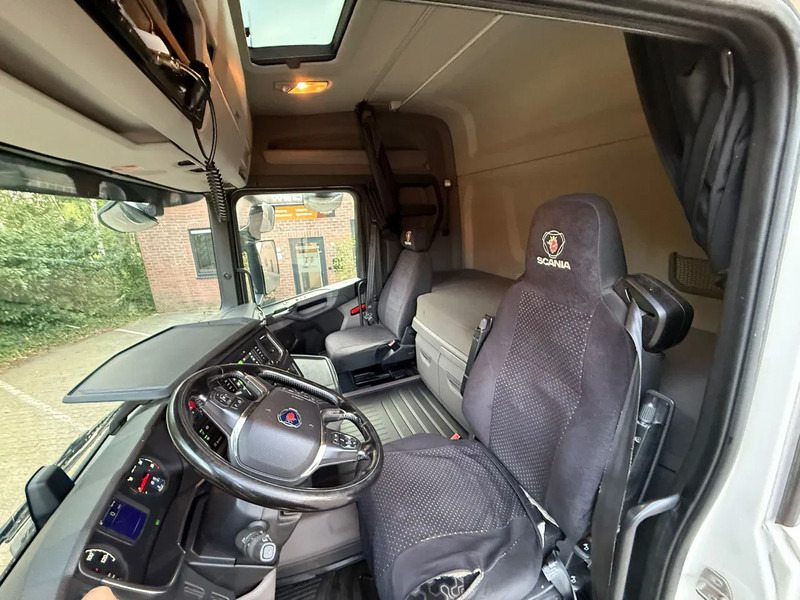 Caminhão com lona Scania R500 NGS 6X2 Retarder Stuuras 551.670KM! Schuifzeilen Combi Hefdak: foto 7