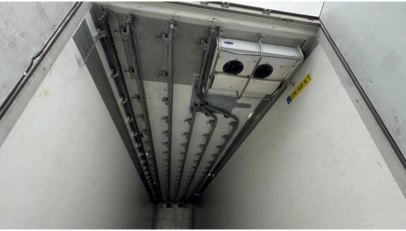 Schmitz Cargobull SKO 24 5x Meatrails Rohrbahnen Fleisch Carrier Vector 1950MT - Semireboque isotérmico: foto 4 Schmitz Cargobull SKO 24 5x Meatrails Rohrbahnen Fleisch Carrier Vector 1950MT - Semireboque isotérmico: foto 4