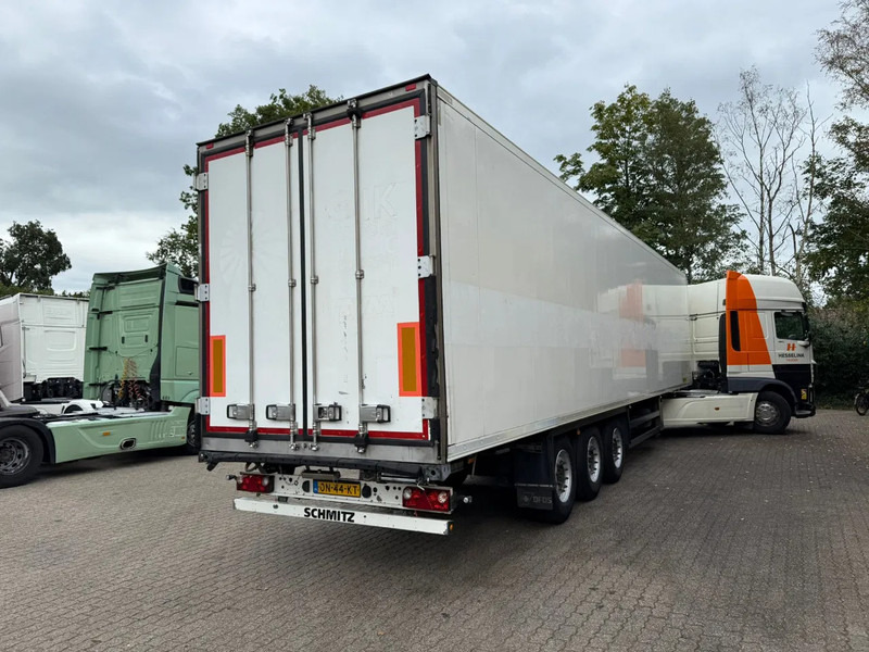 Schmitz Cargobull SKO 24 5x Meatrails Rohrbahnen Fleisch Carrier Vector 1950MT lnclusief haken - Semireboque isotérmico: foto 2 Schmitz Cargobull SKO 24 5x Meatrails Rohrbahnen Fleisch Carrier Vector 1950MT lnclusief haken - Semireboque isotérmico: foto 2