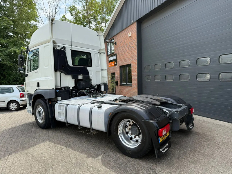DAF CF 440 4X2 Space Cab Side skirts ACC NL Truck - Tractor: foto 3 DAF CF 440 4X2 Space Cab Side skirts ACC NL Truck - Tractor: foto 3