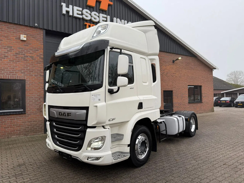 DAF CF 450 4X2 Space Cab LED Retarder Alcoa dura Bright 277.495 KM! German truck - Tractor: foto 1 DAF CF 450 4X2 Space Cab LED Retarder Alcoa dura Bright 277.495 KM! German truck - Tractor: foto 1