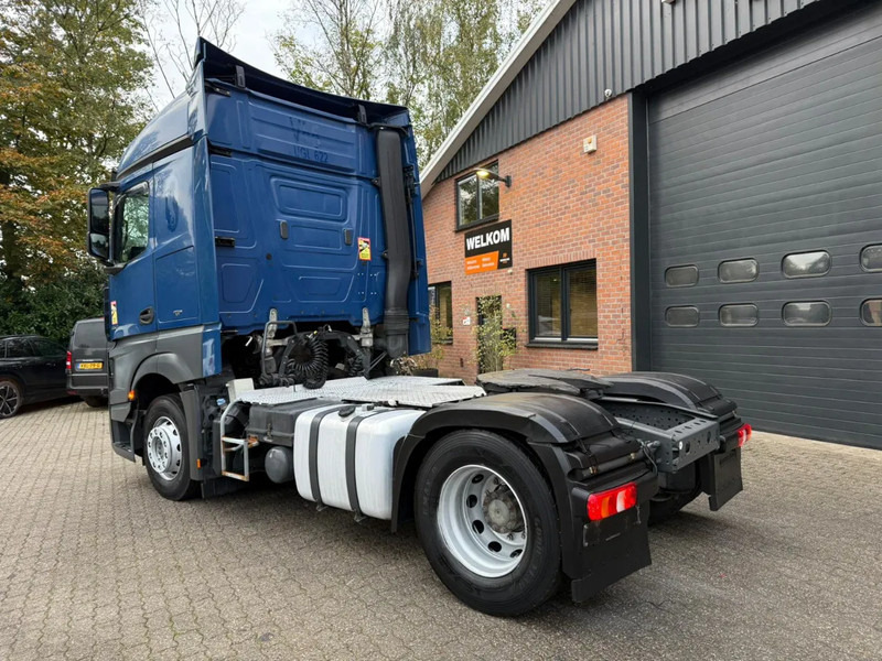 Mercedes-Benz Actros 1940 4x2 Streamspace Spoilers 663.325KM - Tractor: foto 3 Mercedes-Benz Actros 1940 4x2 Streamspace Spoilers 663.325KM - Tractor: foto 3