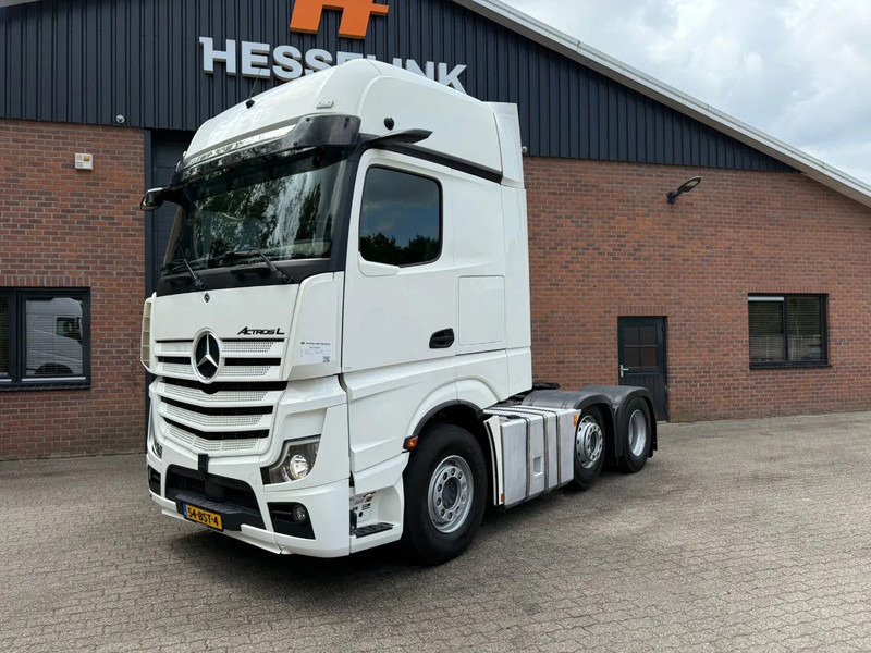 Mercedes-Benz Actros 2545 6X2 Gigaspace Standairco NL Truck 327.240KM Gestuurde voorloopas - Tractor: foto 1 Mercedes-Benz Actros 2545 6X2 Gigaspace Standairco NL Truck 327.240KM Gestuurde voorloopas - Tractor: foto 1