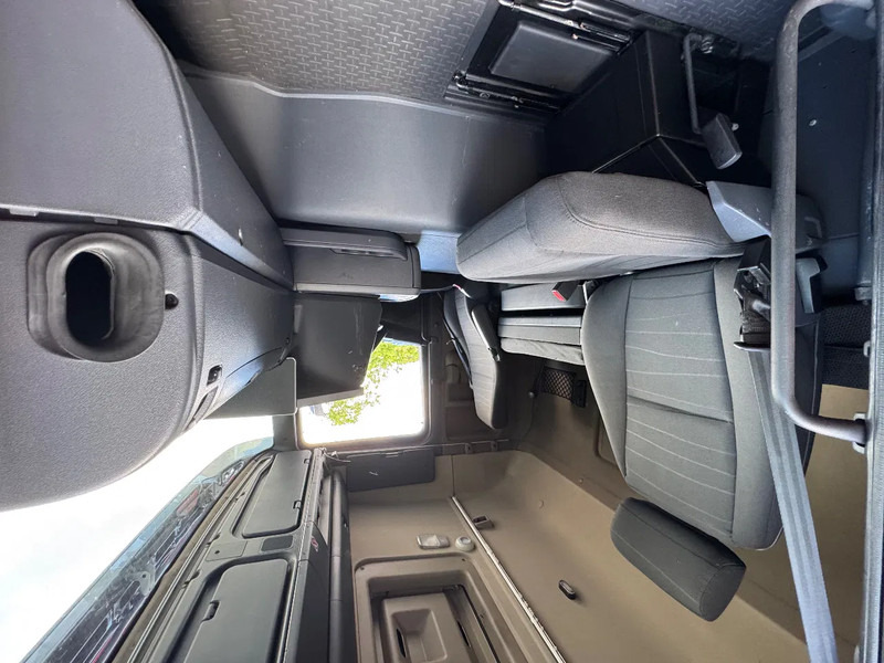 Scania G360 4X2 Airco Spoilers NL Truck - APK/TUV 10/2025 - Tractor: foto 4 Scania G360 4X2 Airco Spoilers NL Truck - APK/TUV 10/2025 - Tractor: foto 4