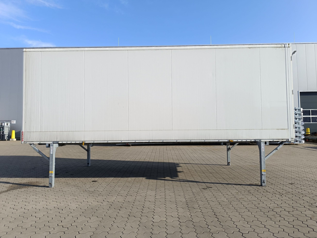 BDF-System, 7.450 mm lang, SONDERPREIS MESSEAUFBAU, - Carroçaria para furgões: foto 1 BDF-System, 7.450 mm lang, SONDERPREIS MESSEAUFBAU, - Carroçaria para furgões: foto 1