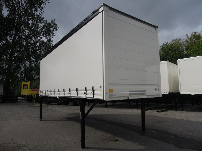Krone BDF-System, 7.450 mm lang, ** AIRPIPE möglich - kein Wassersack oder Eis auf dem Dach! - Toldo carroçaria: foto 1 Krone BDF-System, 7.450 mm lang, ** AIRPIPE möglich - kein Wassersack oder Eis auf dem Dach! - Toldo carroçaria: foto 1