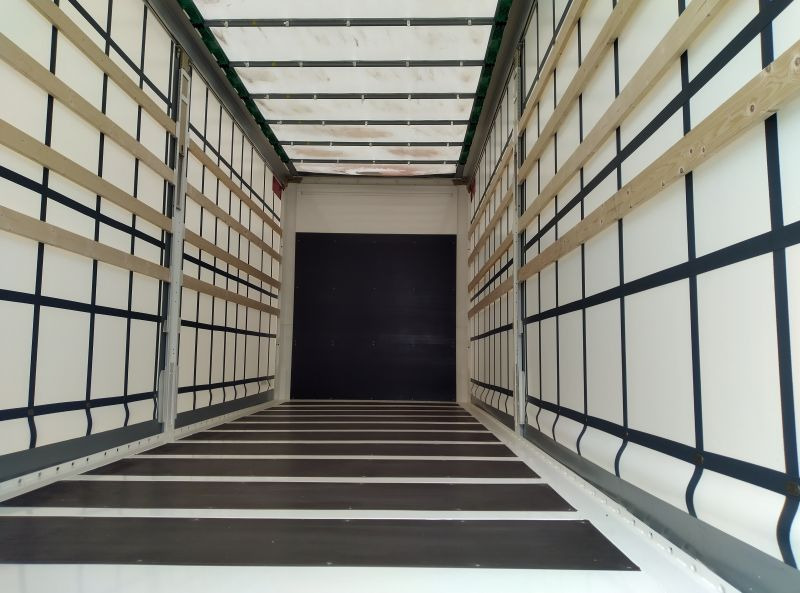 Krone BDF-System, 7.820 mm lang. - Toldo carroçaria: foto 3 Krone BDF-System, 7.820 mm lang. - Toldo carroçaria: foto 3