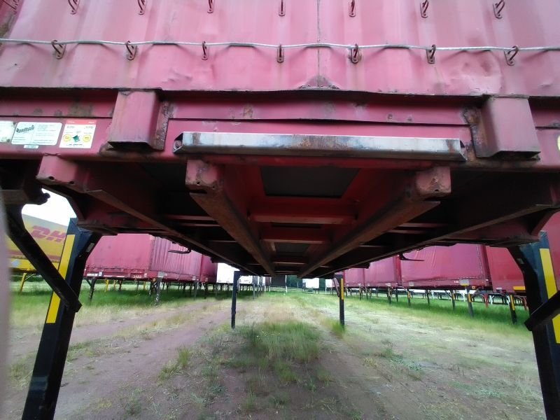 Krone Wechselpritsche mit Bordwänden und Plane, BDF-System, 7.450 mm lang. - Toldo carroçaria: foto 1 Krone Wechselpritsche mit Bordwänden und Plane, BDF-System, 7.450 mm lang. - Toldo carroçaria: foto 1