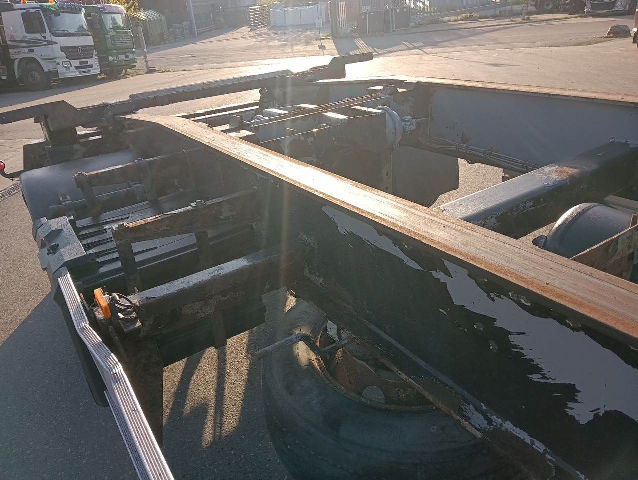 Meiller MEILLER HKM G18 SZL SCHLITTEN BPW Trommel 3,38t - Reboque ampliroll/ Multibenne: foto 3 Meiller MEILLER HKM G18 SZL SCHLITTEN BPW Trommel 3,38t - Reboque ampliroll/ Multibenne: foto 3