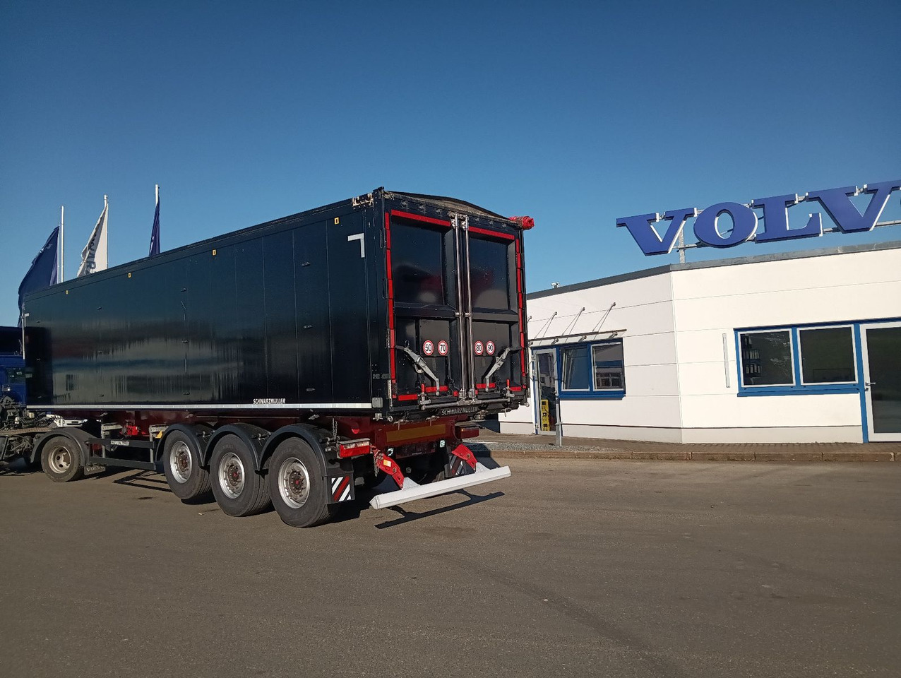 Schwarzmüller K-Serie ALU 54m3 Getreide Nur 69.340km 6250kg - Semireboque basculante: foto 3 Schwarzmüller K-Serie ALU 54m3 Getreide Nur 69.340km 6250kg - Semireboque basculante: foto 3