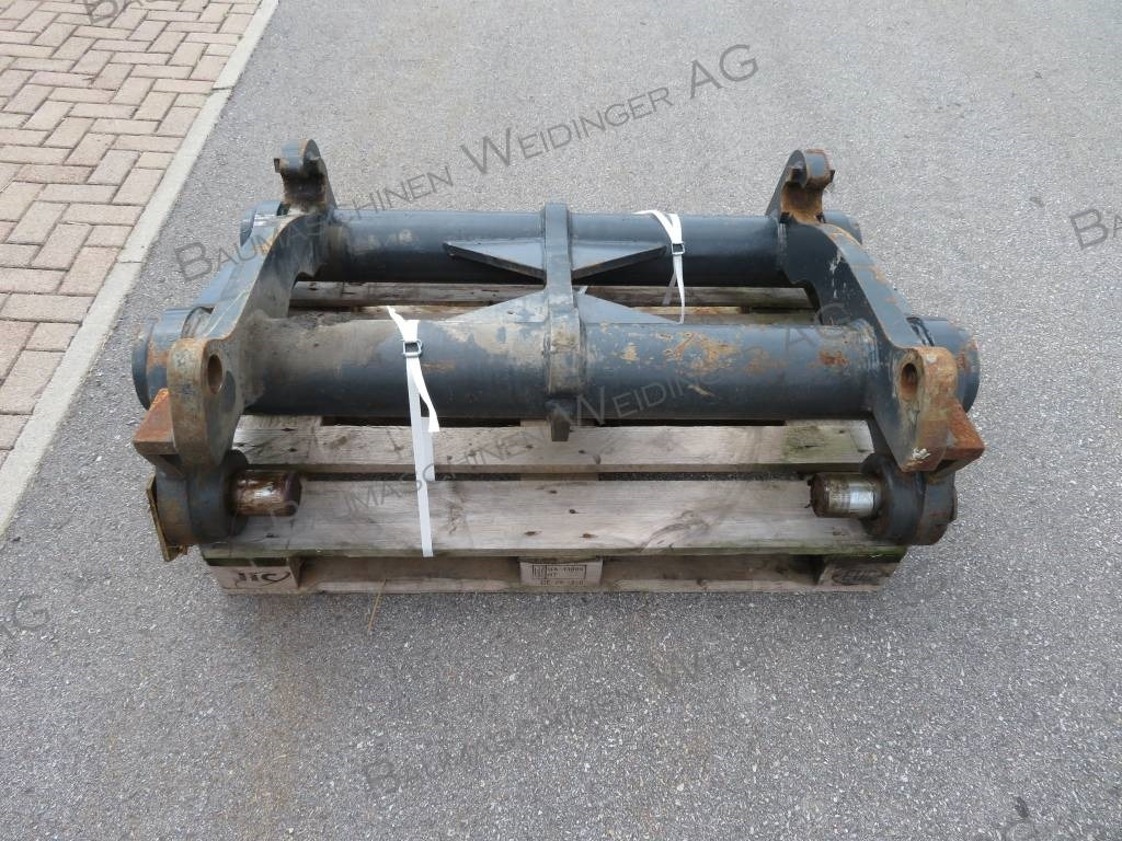 Volvo Adapter Aufnahme Volvo L60-L150 - Carregadeira de rodas: foto 2 Volvo Adapter Aufnahme Volvo L60-L150 - Carregadeira de rodas: foto 2