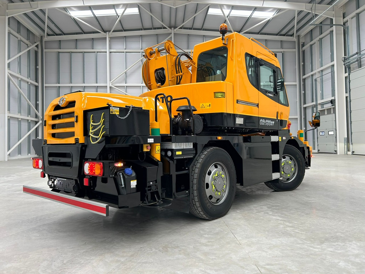 KATO CR-130Rv - 13 Ton City Crane with Joystick Control - Guindaste móvel: foto 4 KATO CR-130Rv - 13 Ton City Crane with Joystick Control - Guindaste móvel: foto 4