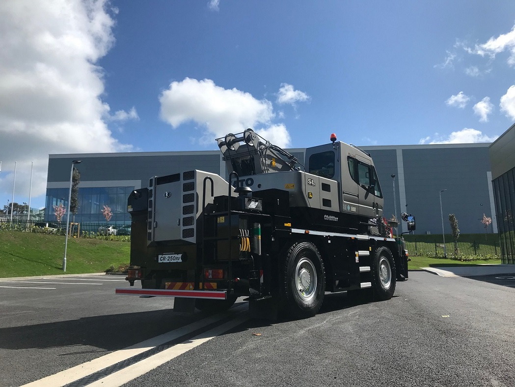 KATO CR-250Rv - 25 Ton City Crane - Guindaste móvel: foto 2 KATO CR-250Rv - 25 Ton City Crane - Guindaste móvel: foto 2