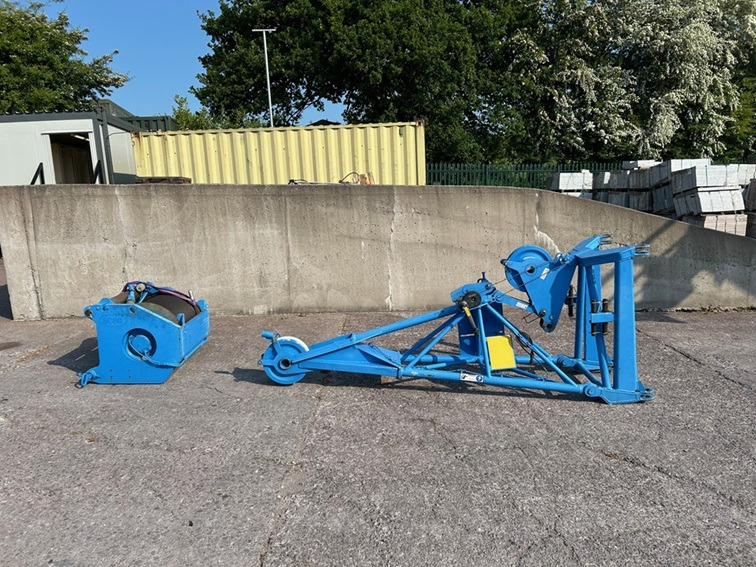 LIEBHERR Second Winch & 2.5 Meter Jib to suit LIEBHERR LTM1060-3.1 - Grua todo o terreno: foto 2 LIEBHERR Second Winch & 2.5 Meter Jib to suit LIEBHERR LTM1060-3.1 - Grua todo o terreno: foto 2