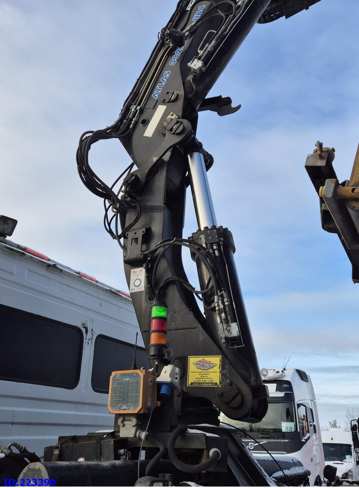 ATLAS 332.3E + Jib - Grua para caminhão: foto 2 ATLAS 332.3E + Jib - Grua para caminhão: foto 2