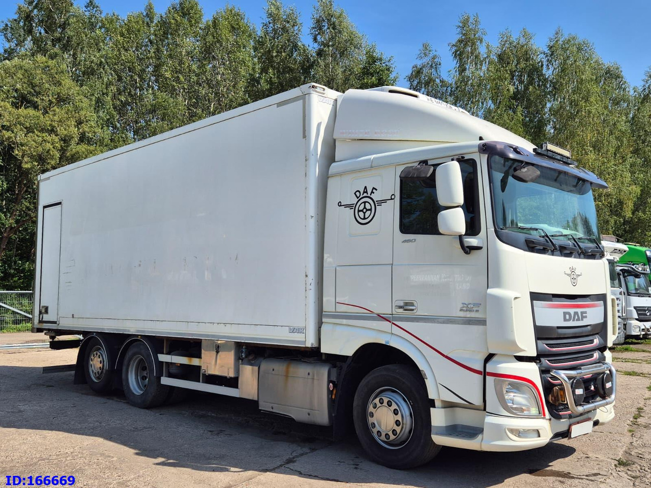 DAF XF 106.460 FAR 6X2 Euro6 - Caminhão frigorífico: foto 4 DAF XF 106.460 FAR 6X2 Euro6 - Caminhão frigorífico: foto 4