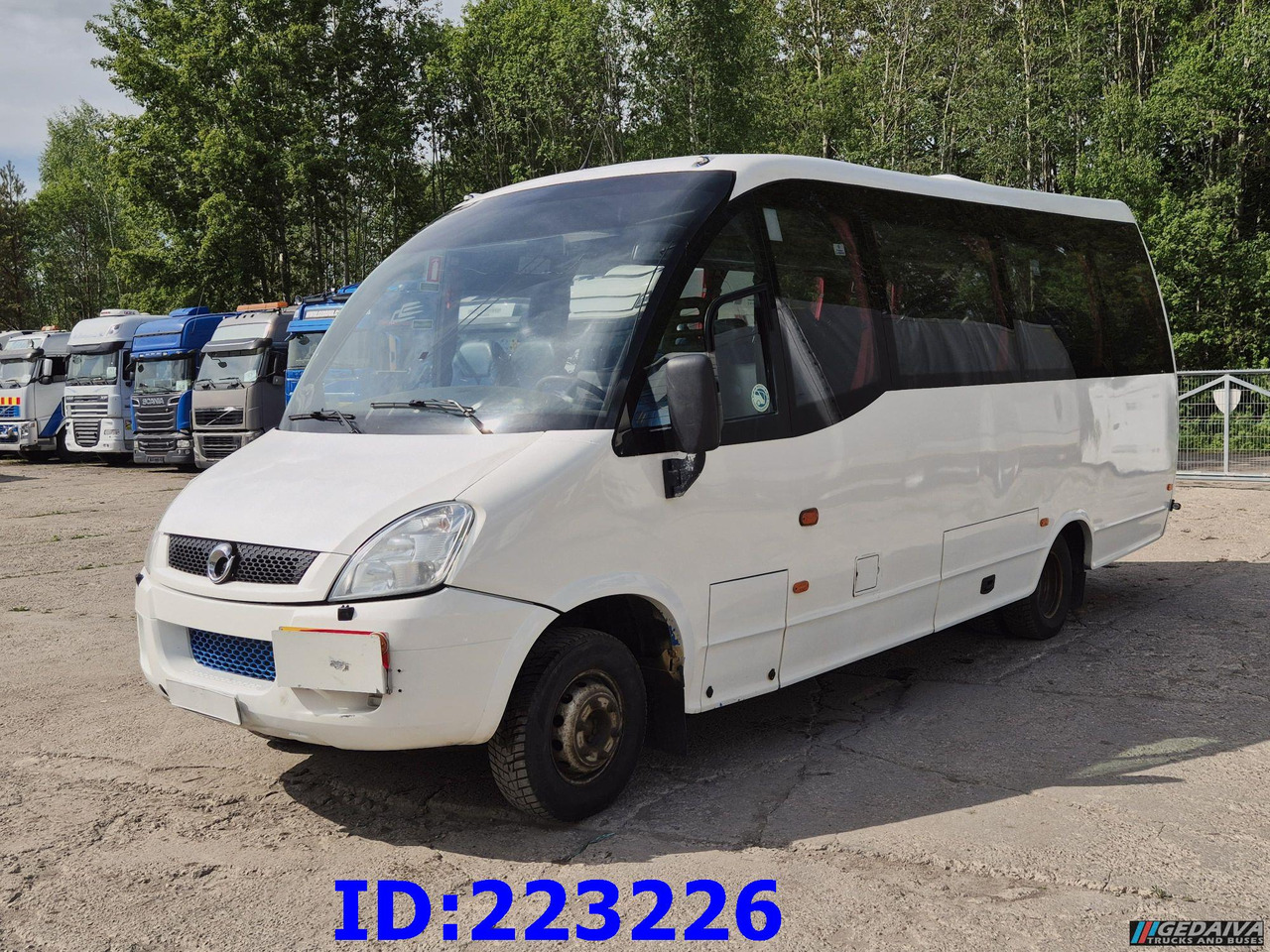 IVECO Daily 70C17A 25-seater Euro5 - Autocarro: foto 1 IVECO Daily 70C17A 25-seater Euro5 - Autocarro: foto 1