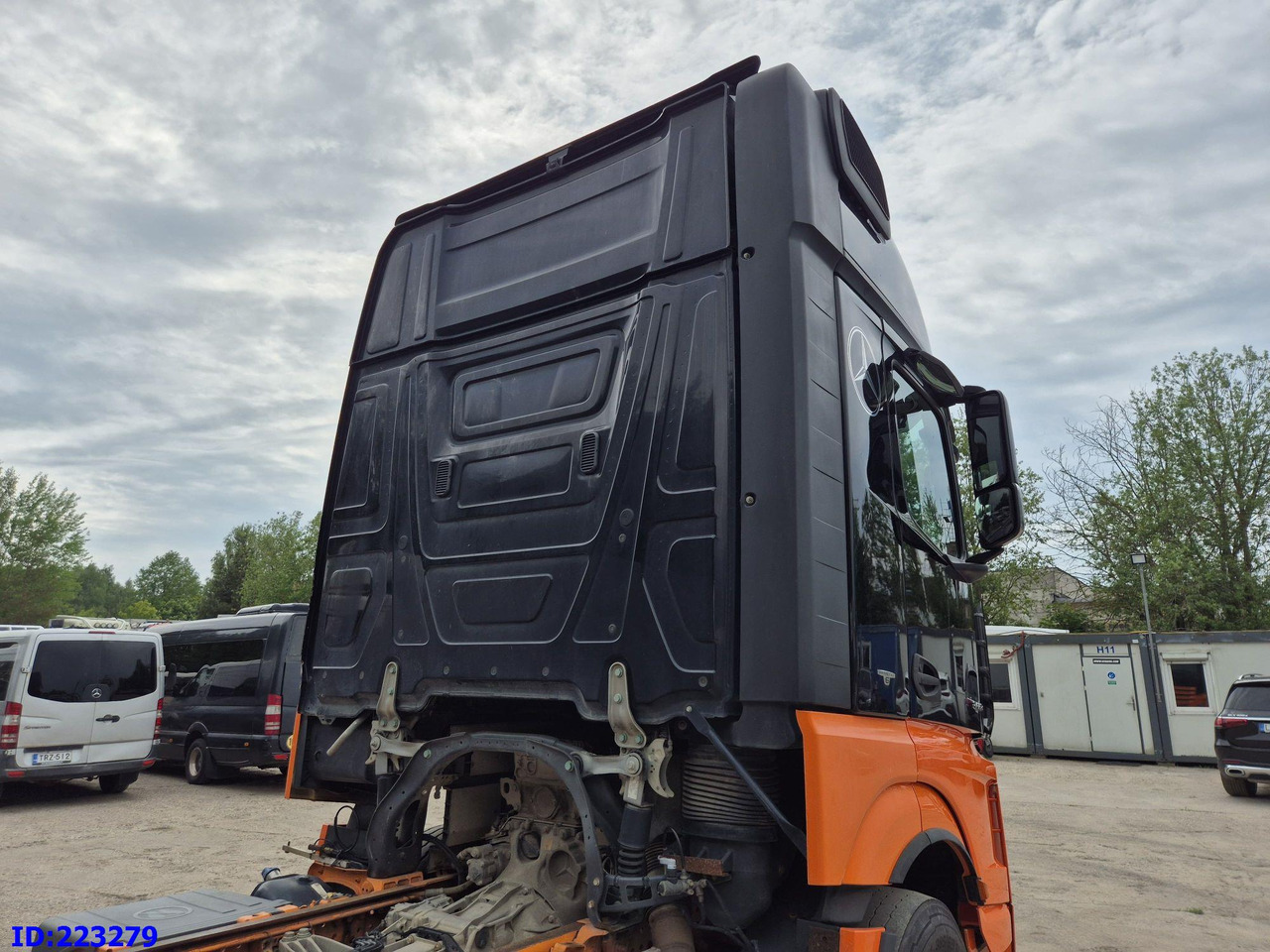 MERCEDES-BENZ Actros 3563 8×4 ( Steering axle) - Caminhão chassi: foto 5 MERCEDES-BENZ Actros 3563 8×4 ( Steering axle) - Caminhão chassi: foto 5