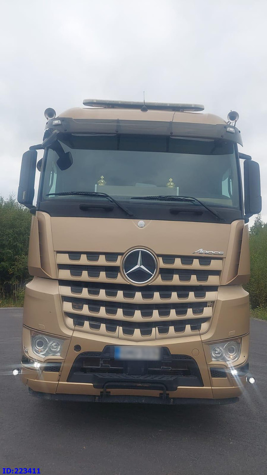 MERCEDES-BENZ Arocs 3763 8x4 Euro6 - Caminhão chassi: foto 2 MERCEDES-BENZ Arocs 3763 8x4 Euro6 - Caminhão chassi: foto 2